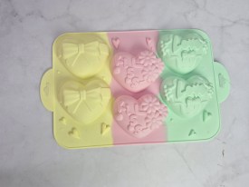 Molde silicona tricolor 6 corazones decorados